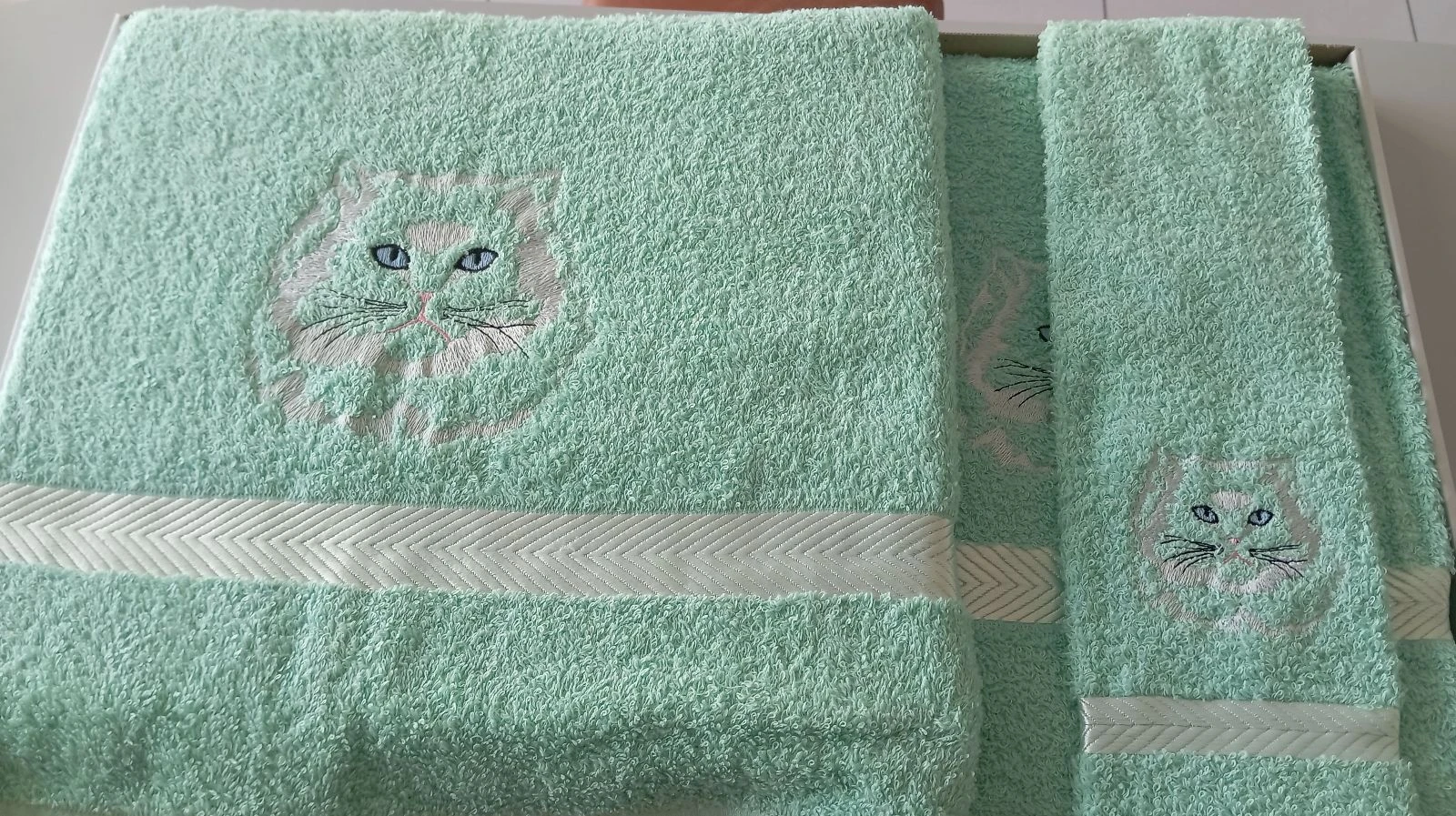 Set handdoeken. Douche, wastafel en wastafel. Gloednieuw! – photo 6